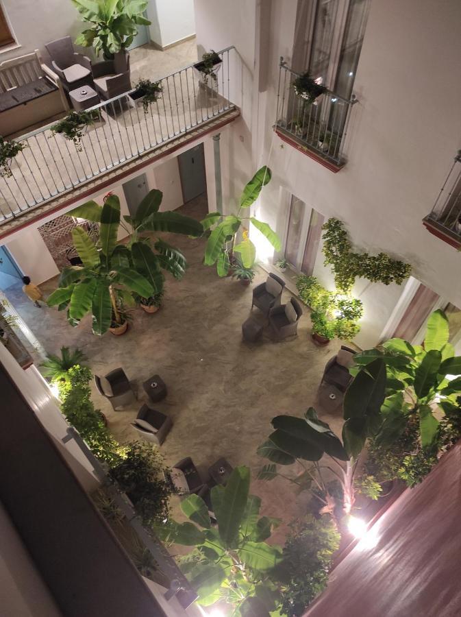 Apartamentos Turisticos Casa De Los Balcones Chipiona Exterior photo